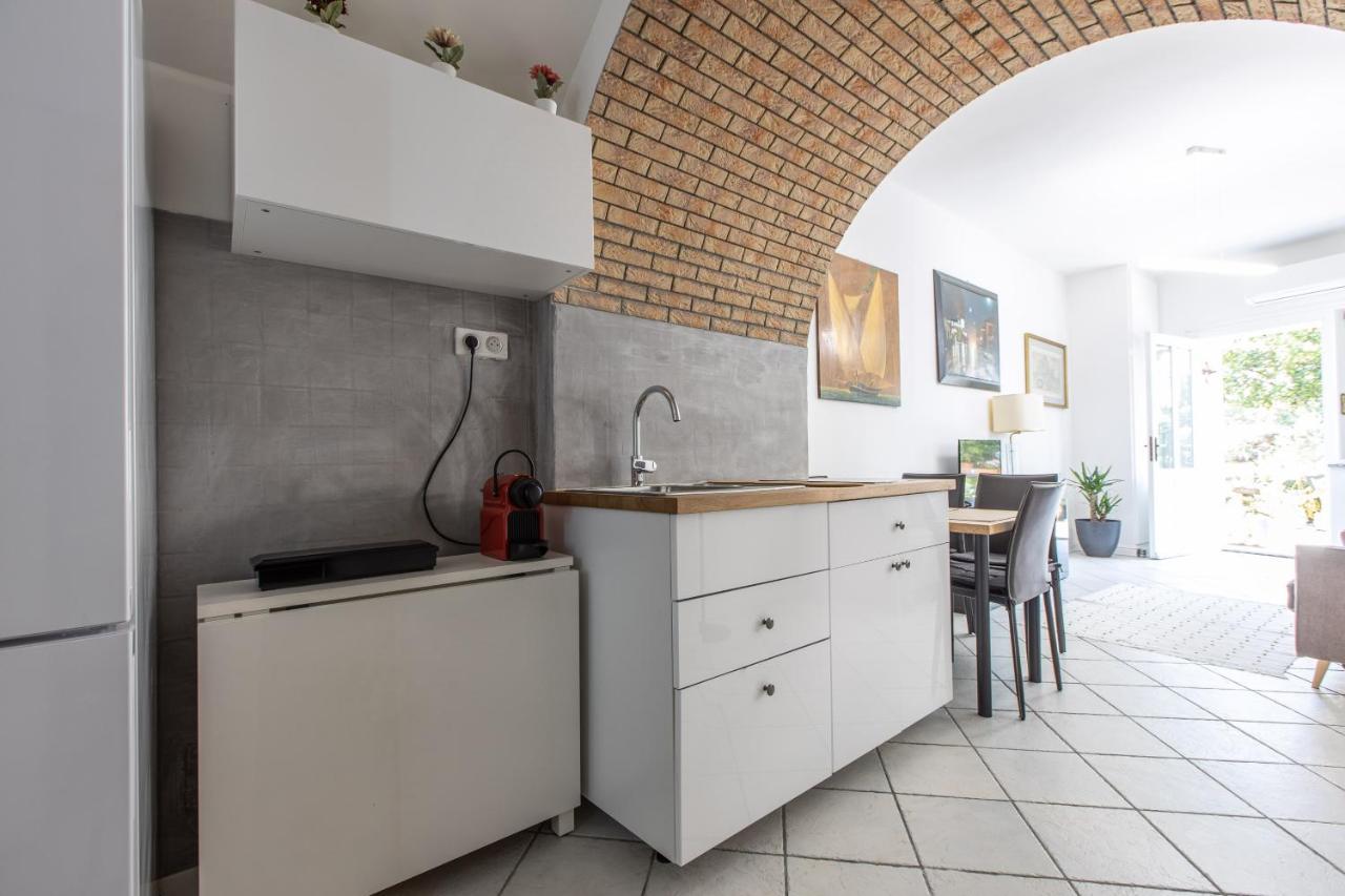 Ferienwohnung ,,La Chaumiere D'Azur” Roquebrune-Cap-Martin Exterior foto